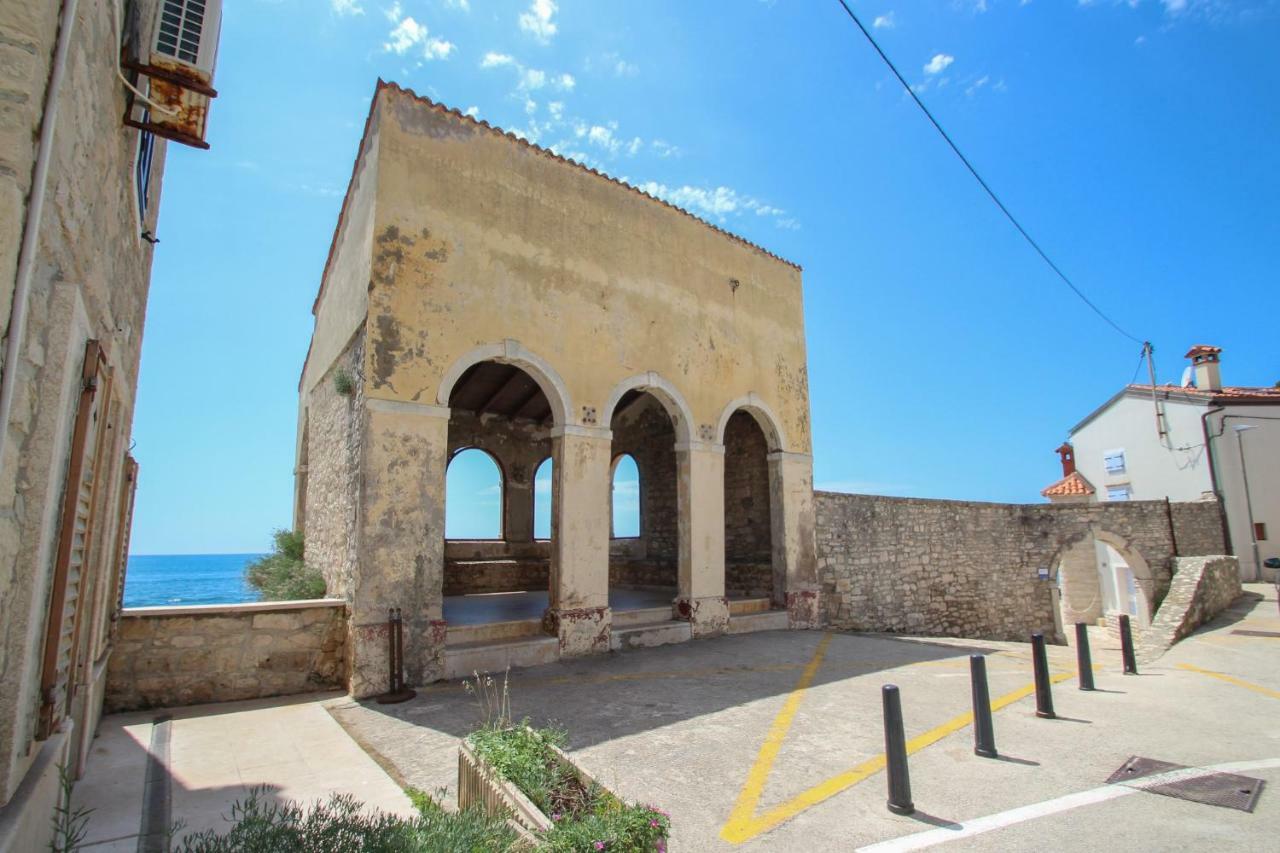 Dolores Novigrad  Exterior photo